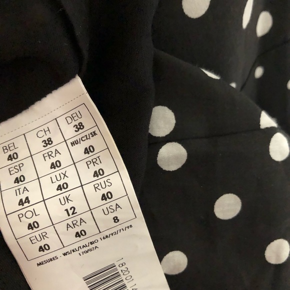 🖤Lovely super feminine Polka halter neck dress - Picture 3 of 3